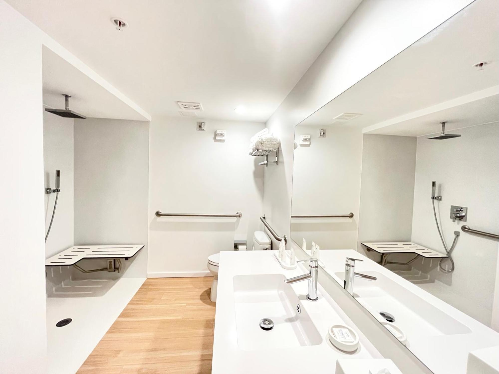 Beach Haus Residences Bal Harbour Room photo